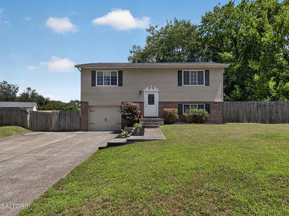1st image of 10004 Branchview Dr