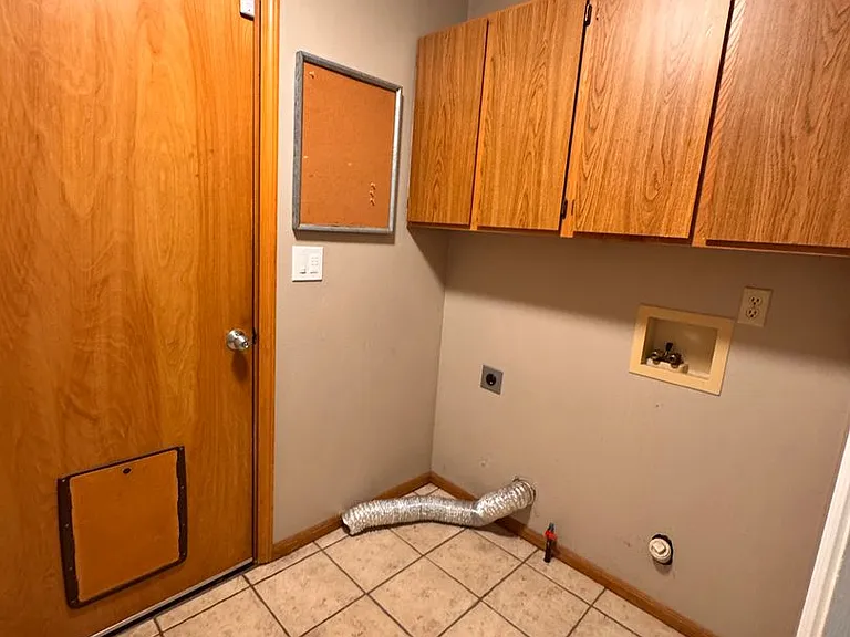 1327 NW Vallejo Dr — Photo 5
