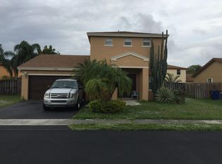 9475 NW 52nd Pl, Sunrise, FL 33351