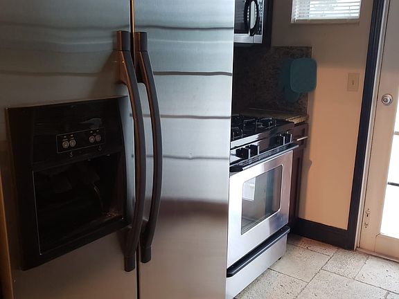 4th image of 1800 Meridian Ave APT 7