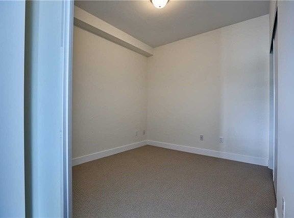 4th image of 128 Garden Dr Unit 323