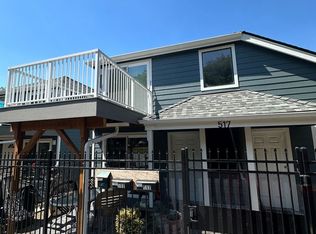 517 Burnett Ave S APT 1, Renton, WA 98057