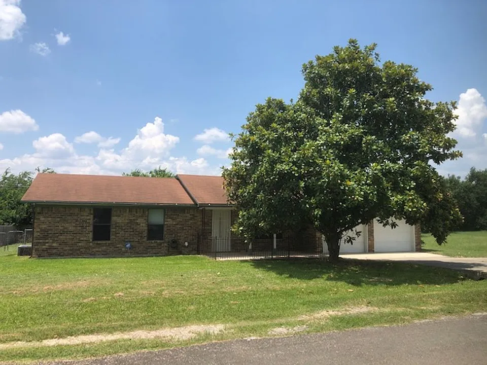 214 Brandy Loop