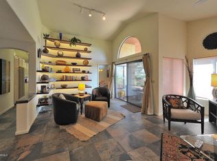 6012 N Moon Crest Dr, Tucson, AZ 85718