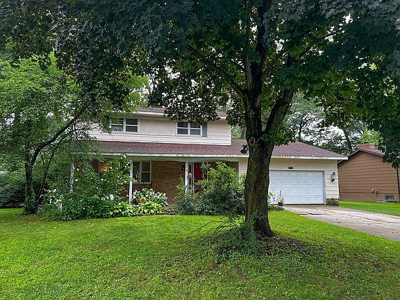 2nd image of 1107 Lancelot Dr