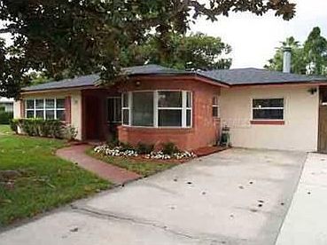 2nd image of 647 Carvell Dr