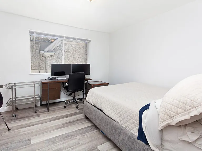 2266 Washington St #341R — Photo 9
