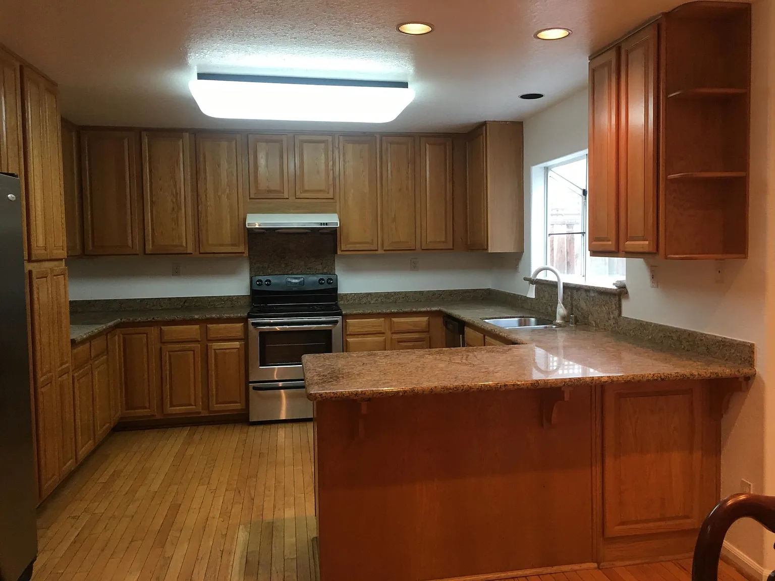 476 W Charleston Rd — Photo 4