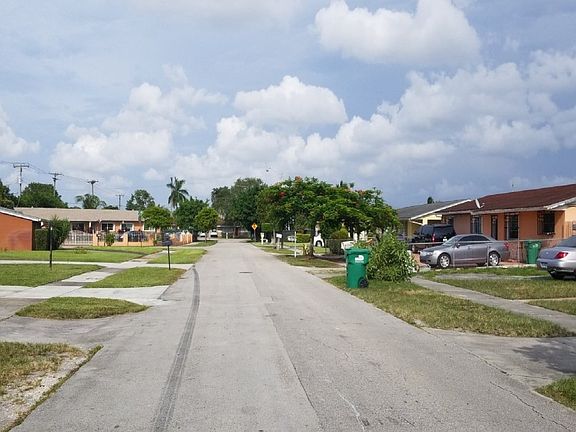 4th image of 5240 NW 180th Ter