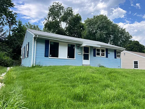 62 Woodlawn Dr Photo 1