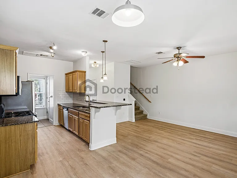 4803 Pecan Springs Rd #B — Photo 6