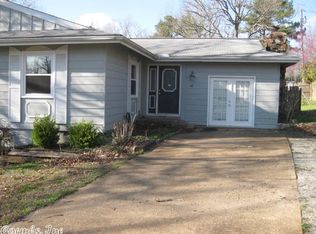 42 E Waketa Dr, Cherokee Village, AR 72529