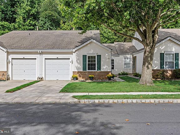 2nd image of 42 Peppergrass Dr N