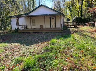 249 Davis Dr, Cleveland, GA 30528