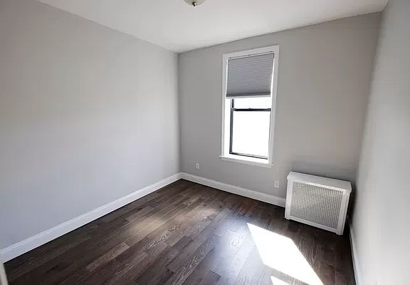 5th image of 48-40 48th St #3D