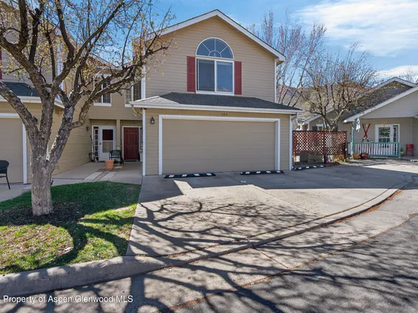 150 Orchard Ln, Glenwood Springs, CO 81601