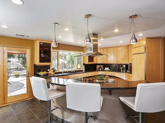 5th image of 3000 Clairidge Oak Ct