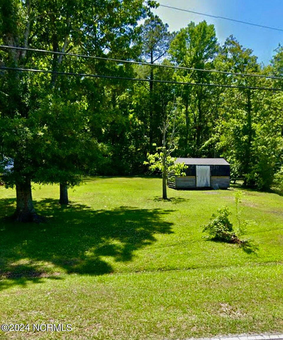 Lots 4953 Near 2072 Waccamaw Shores Road S, Lake Waccamaw, NC 28450