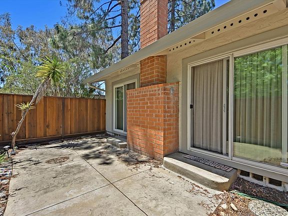 3rd image of 10854 Northview Sq