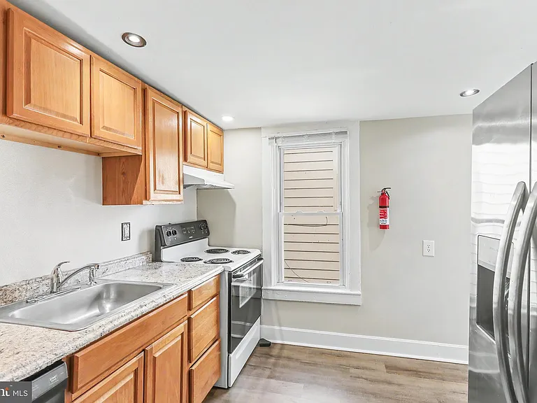 240 Bosler Ave #B — Photo 4