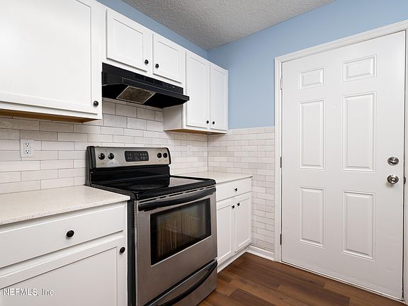 4th image of 9152 ADAMS Avenue