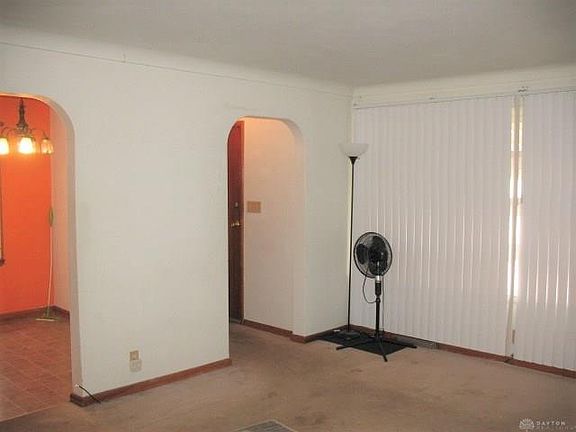 2nd image of 1132 Beatrice Dr