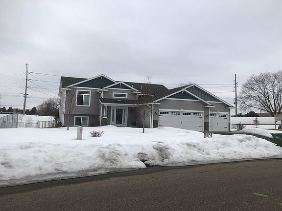 3rd image of 8931 Nevada Cir N