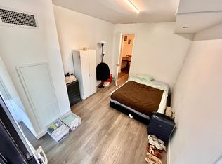 15 Roehampton Ave #414, Toronto, ON M4P0C2