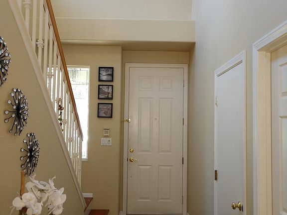 3rd image of 11812 Cypress Canyon Rd Unit 1