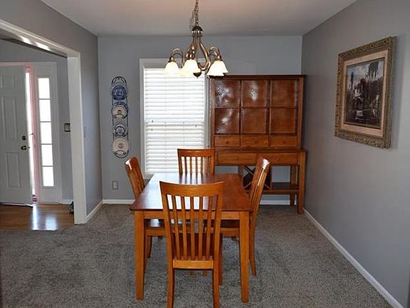 Dining/Office off Front Entry