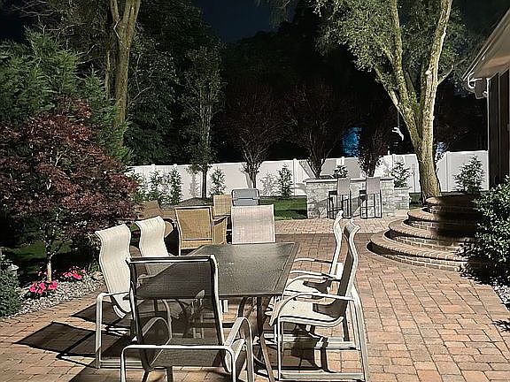 4th image of 434 Waukena Ave