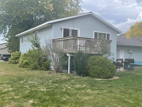 2nd image of 1000 Terrace Dr #1000