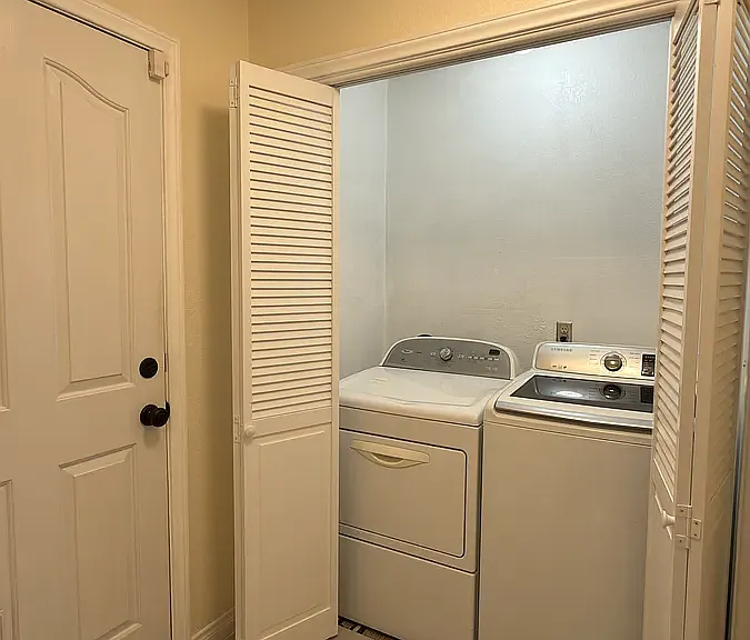 3385 W Agate Ave — Photo 23