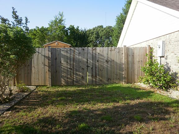 12' Gate Left Closed