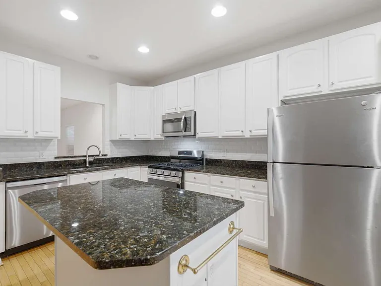 45570 Trestle Ter — Photo 8