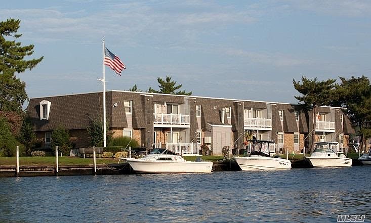 1st image of 32 Watergate Ln #5-30