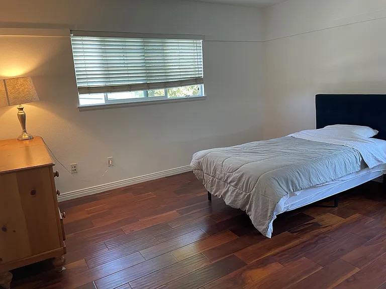 7651 Jordan Ave — Photo 17