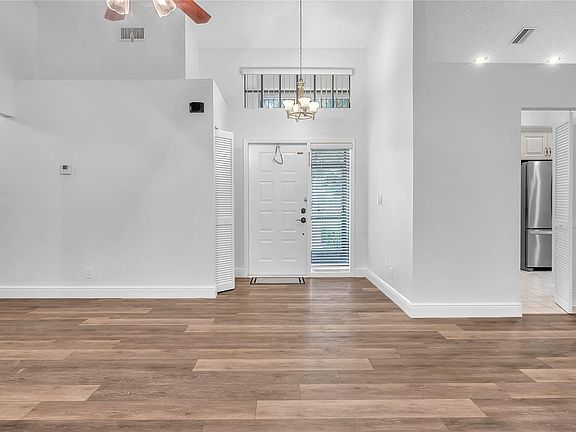 3rd image of 4335 NW 52nd Street