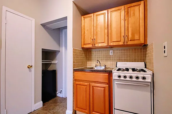 Rented by MetroNest | media 22