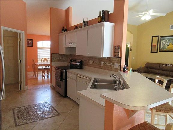 3rd image of 4101 Baywater Pl