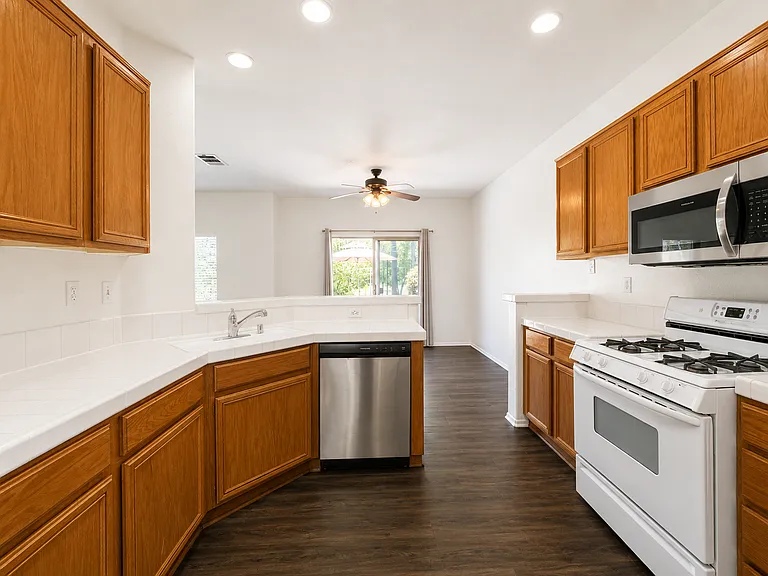 39930 Alpine Union St #B — Photo 8