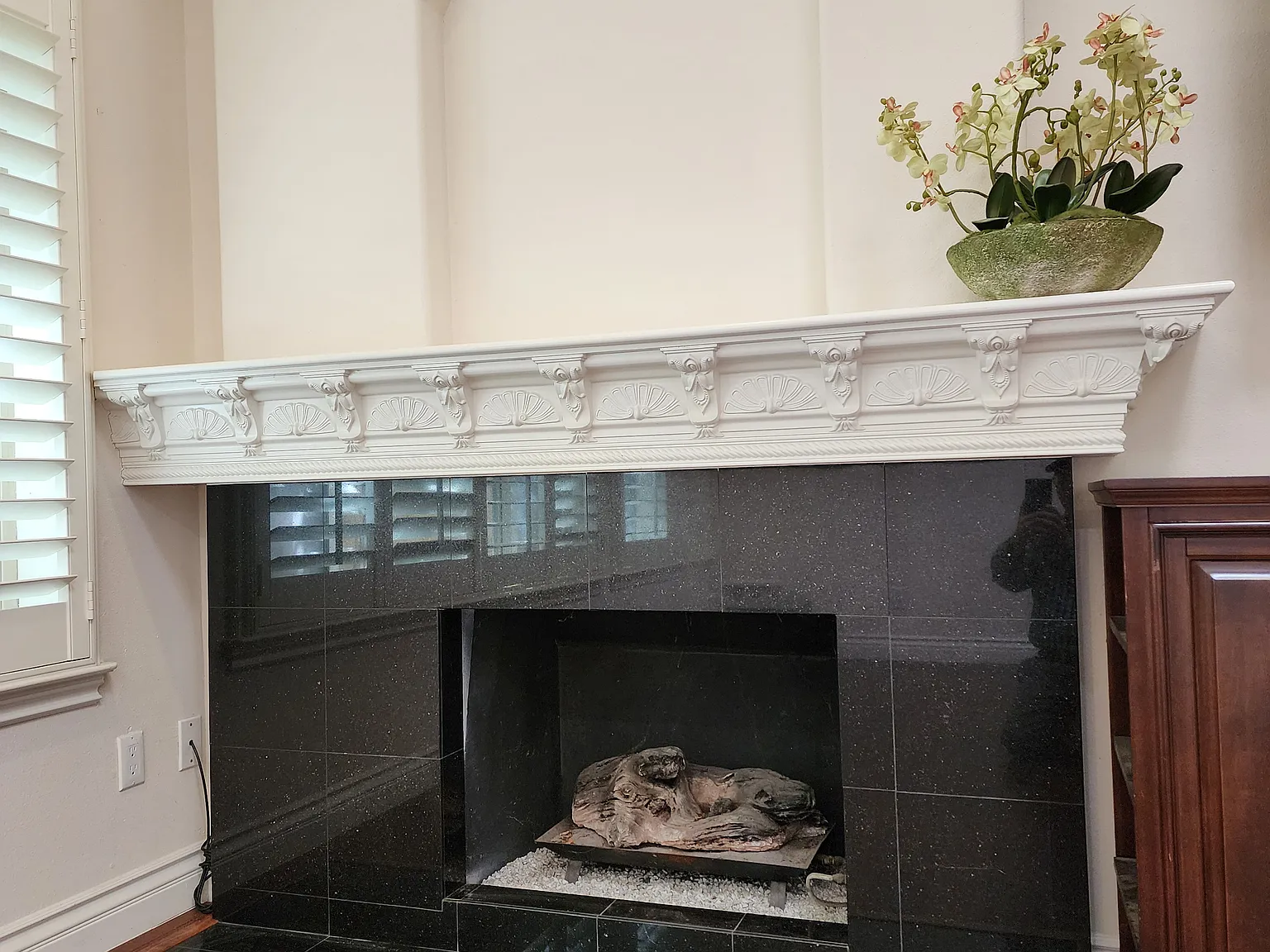 5 bed, 2315 sqft, $4,700 — Photo 3