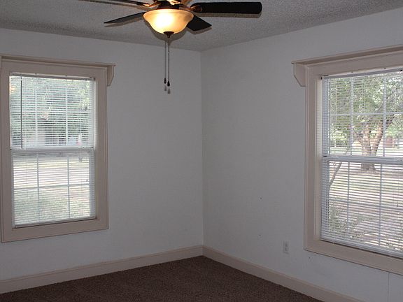 5th image of 2610 27th St