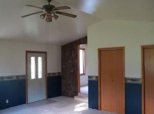 1162 Foxtown Pl, Oneida, IL 61467