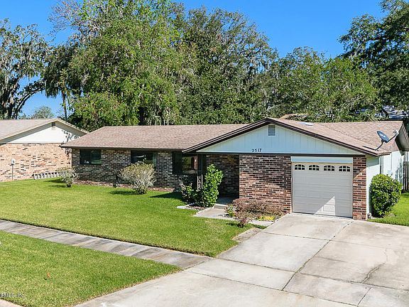 3rd image of 2517 Independence Dr