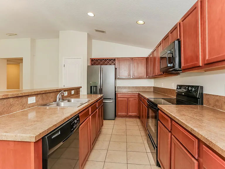 2274 Tyson Lake Dr — Photo 8