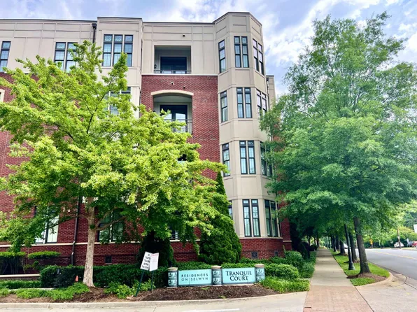 2810 Selwyn Ave, Charlotte, NC