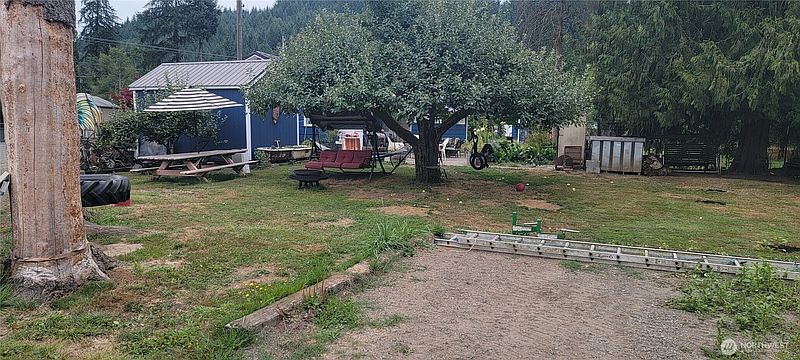 4th image of 558 Coal Creek Road