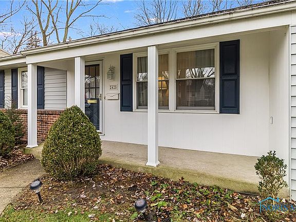 3rd image of 2425 Orchard Hills Blvd