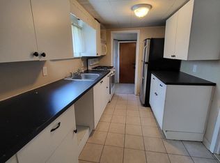 130 Oxford Ave, Gloucester City, NJ 08030